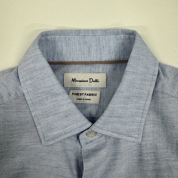 Men’s Light Blue Classic Button-Up Shirt - Picture 3 of 5